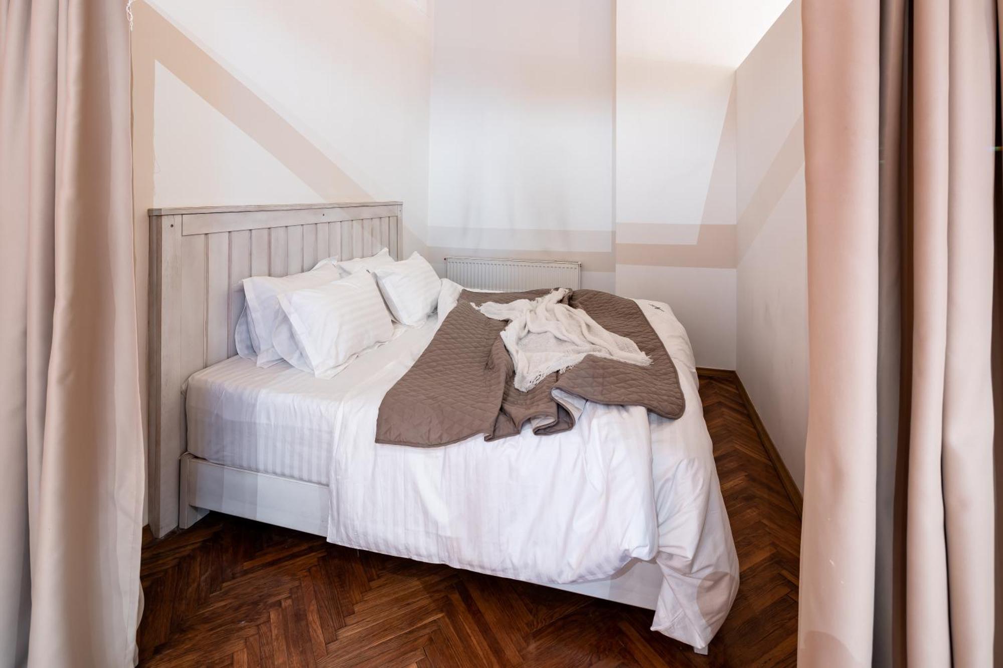 Apartament Romari Площа Ринок 28 Lwów Zewnętrze zdjęcie